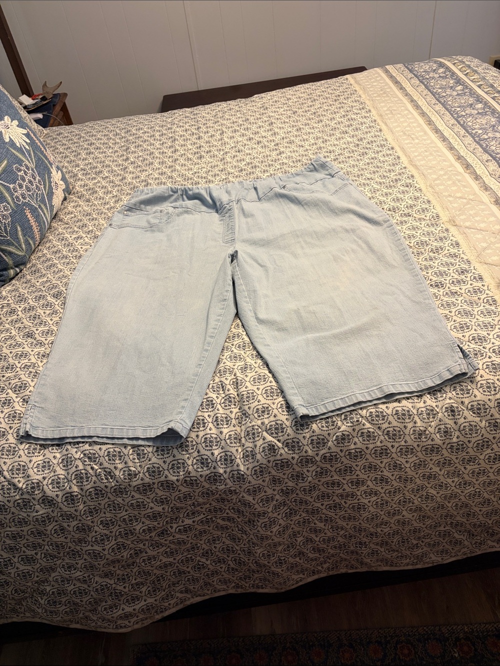 Ruby Rd. Light Blue Denim Bermuda Capris